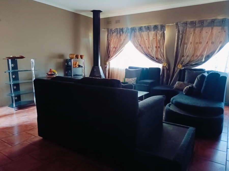 4 Bedroom Property for Sale in Stilfontein Ext 4 North West
